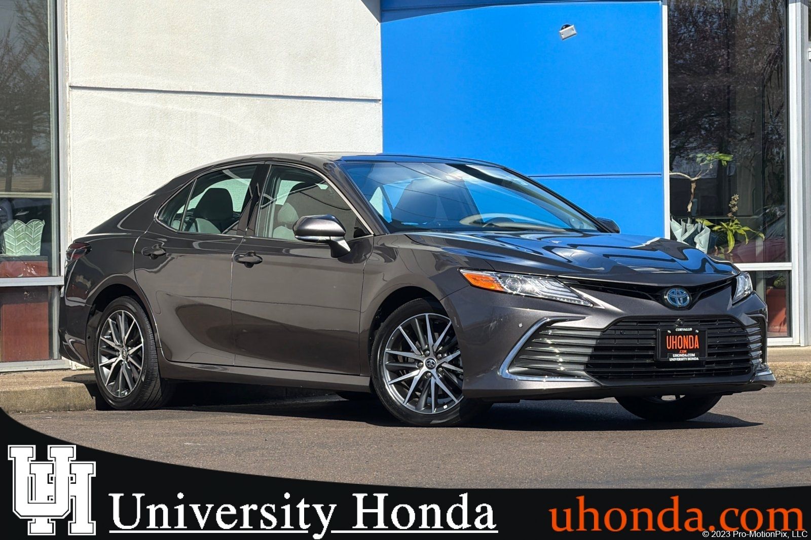 2023 Toyota Camry Hybrid XLE FWD