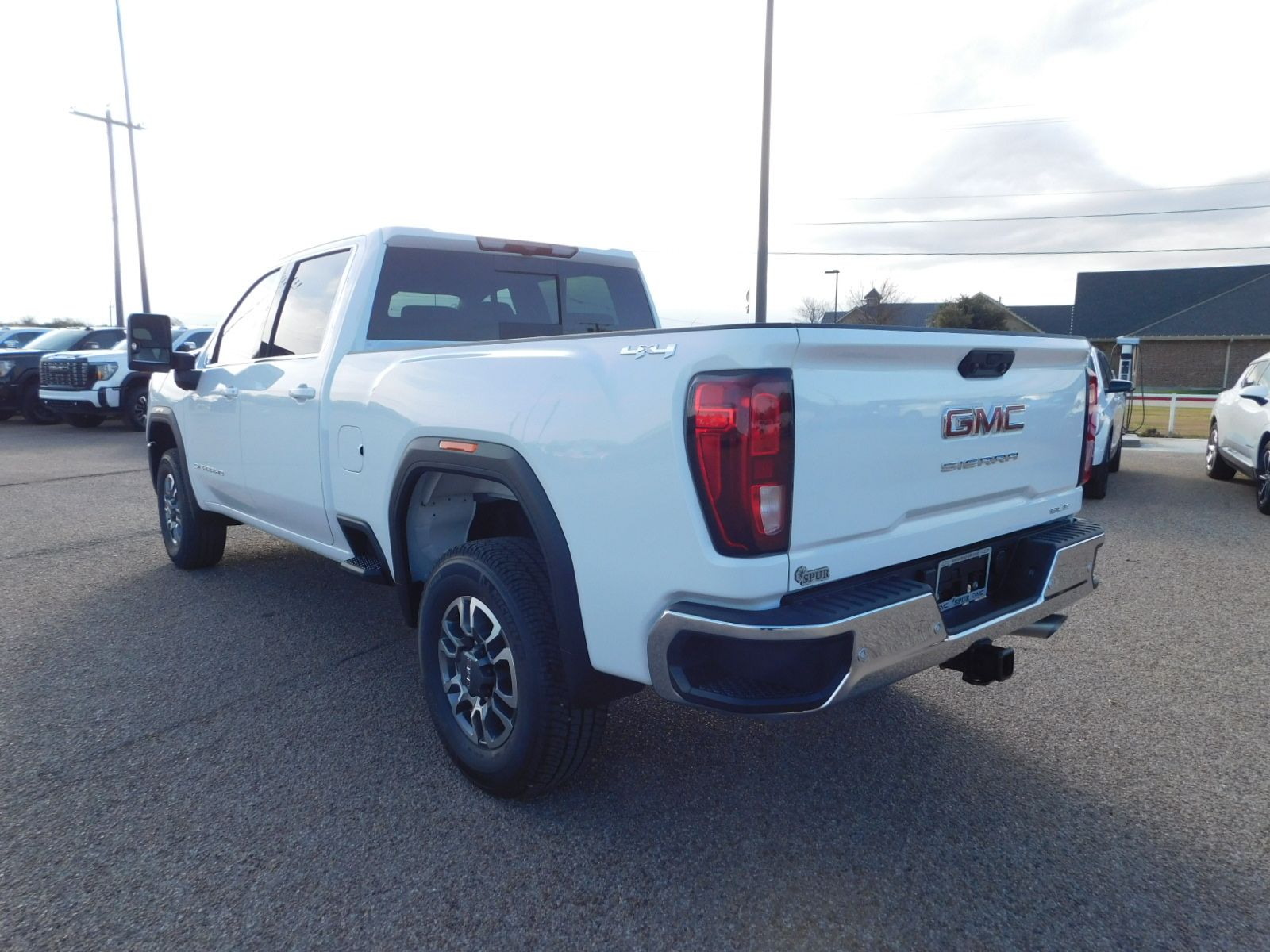 2025 GMC Sierra 2500HD SLE 3