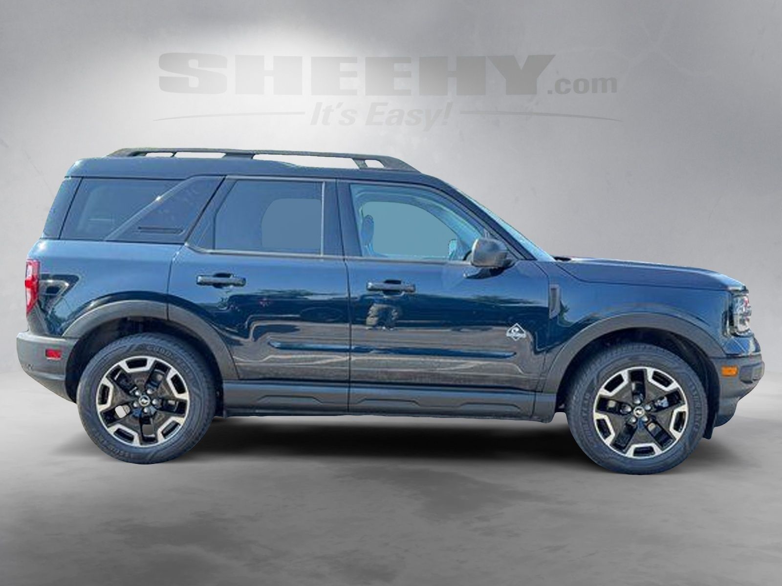 Certified Used 2022 Alto Blue Metallic Tinted Clearcoat Ford Outer Banks image 10
