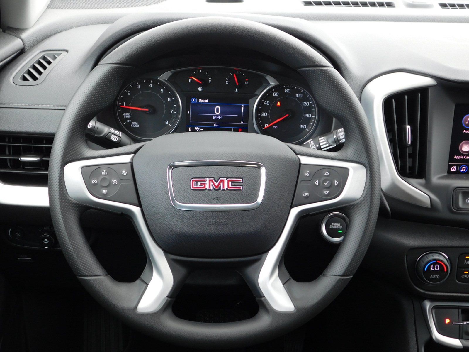 2024 GMC Terrain SLE 18