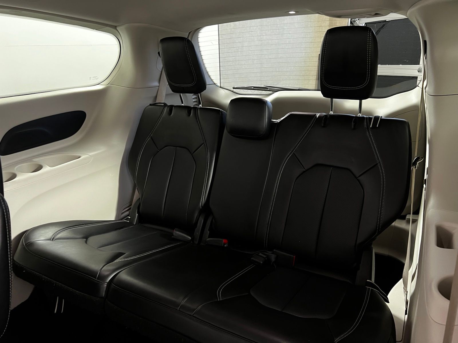 Thumbnail: 2024 Chrysler Pacifica - 25