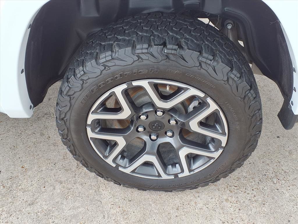2025 Ram 1500 Laramie - 9