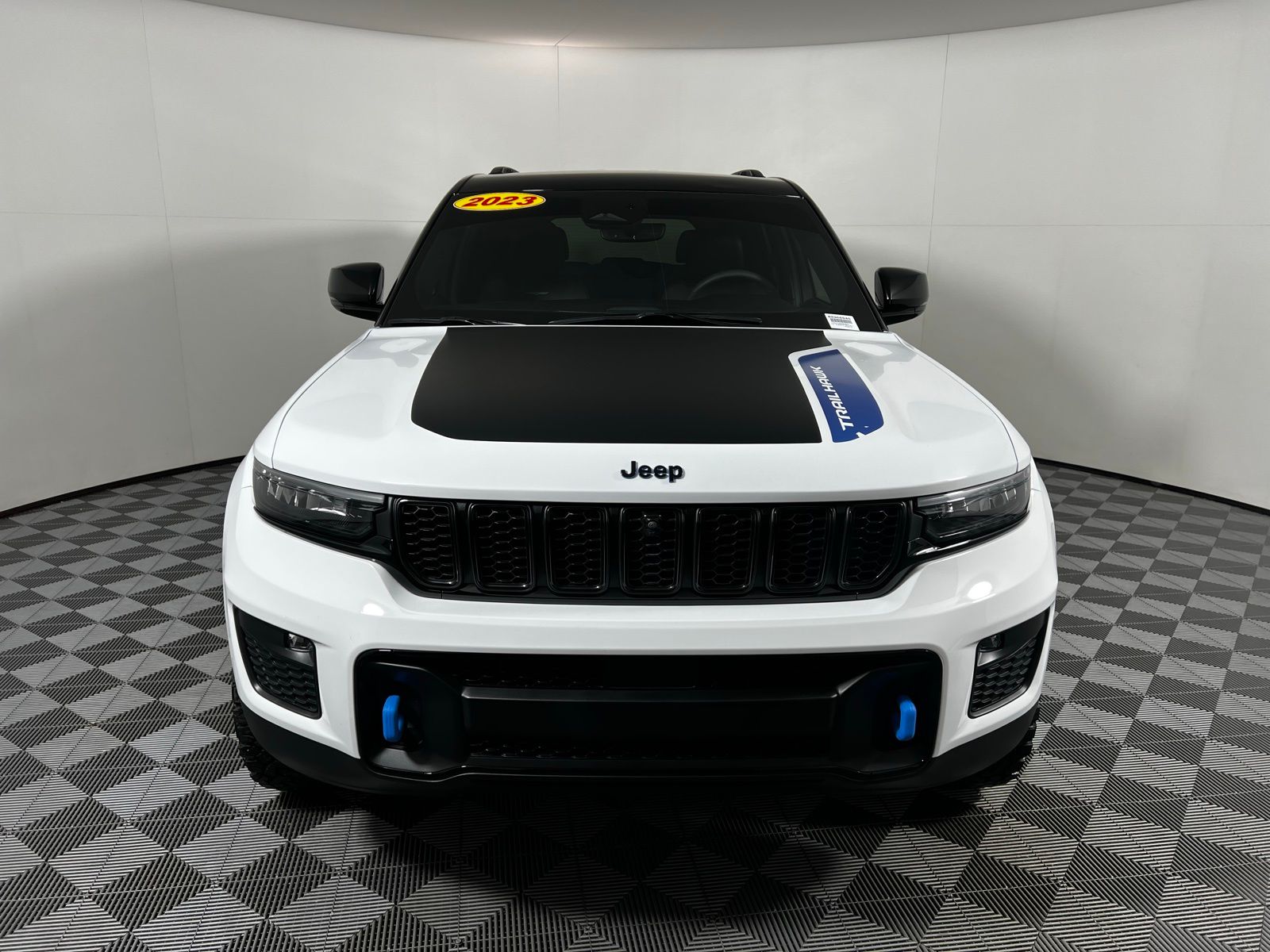 Thumbnail: 2024 Jeep Grand Cherokee - 2