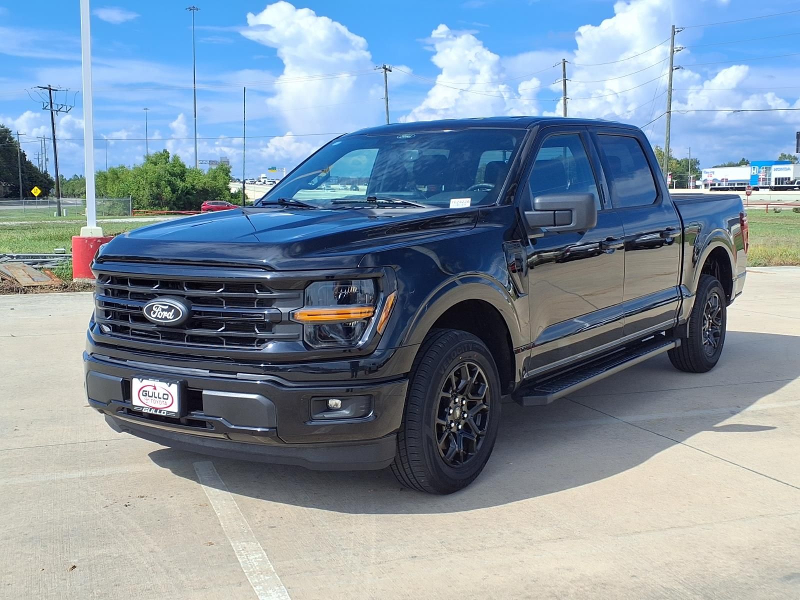 2024 Ford F-150 XLT - 2