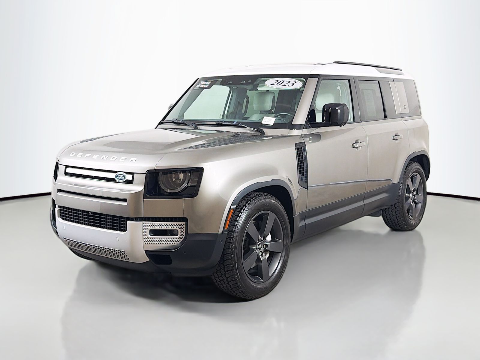 Silicon Silver Premium Metallic 2023 Land Rover Defender 110 SE AWD SUV / Crossover All-Wheel Drive 8-Speed Automatic