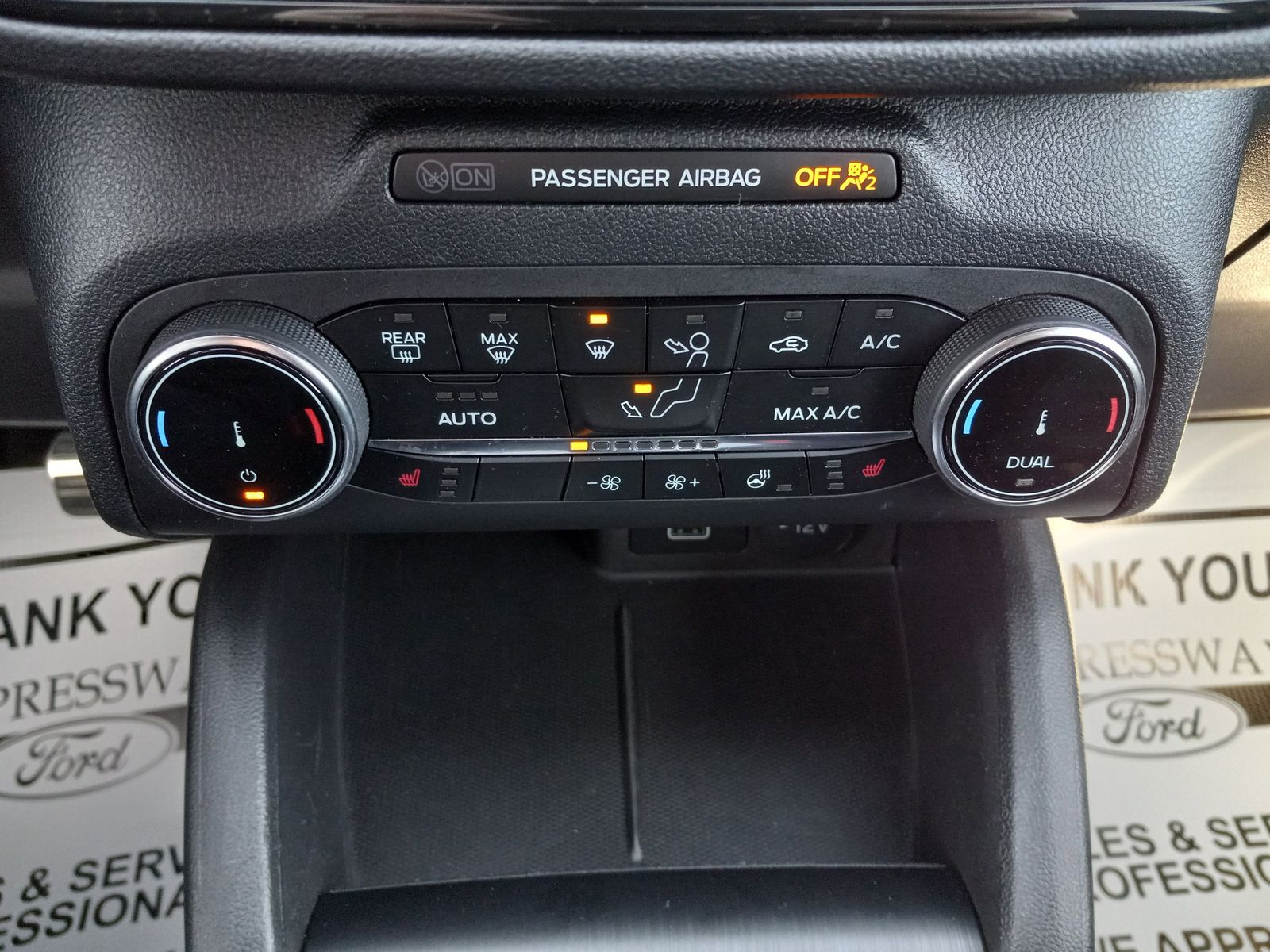 2024 Ford Escape image 23