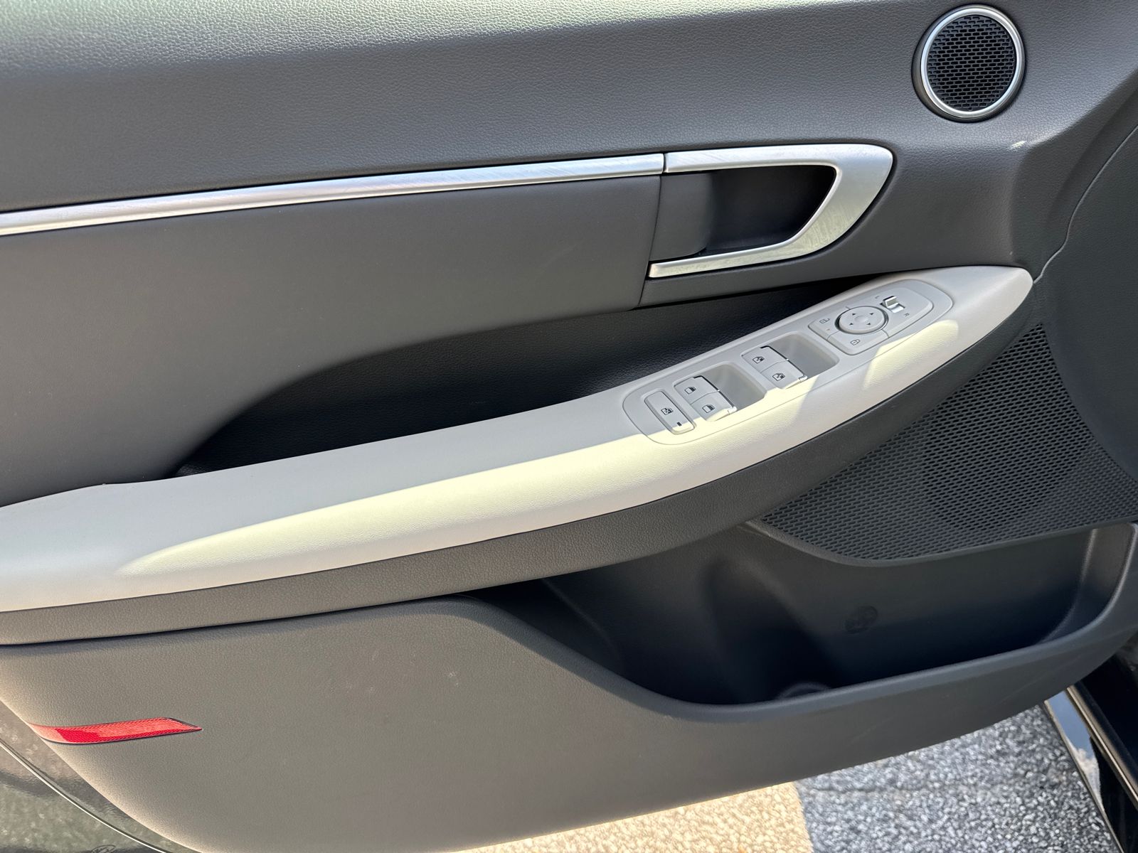 2024 Hyundai Sonata Hybrid SEL photo 10