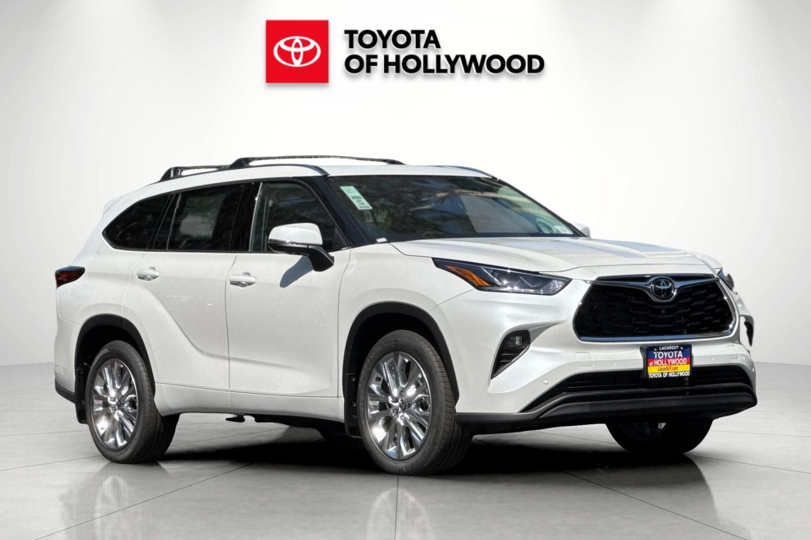 Pearl 2026 Toyota Highlander SUV / Crossover All-Wheel Drive 8-Speed Automatic