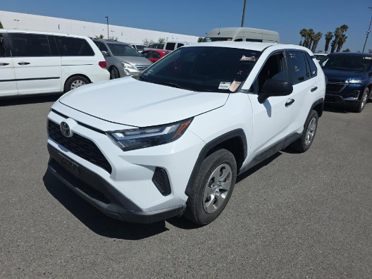 2023 Toyota RAV4 LE FWD's photo