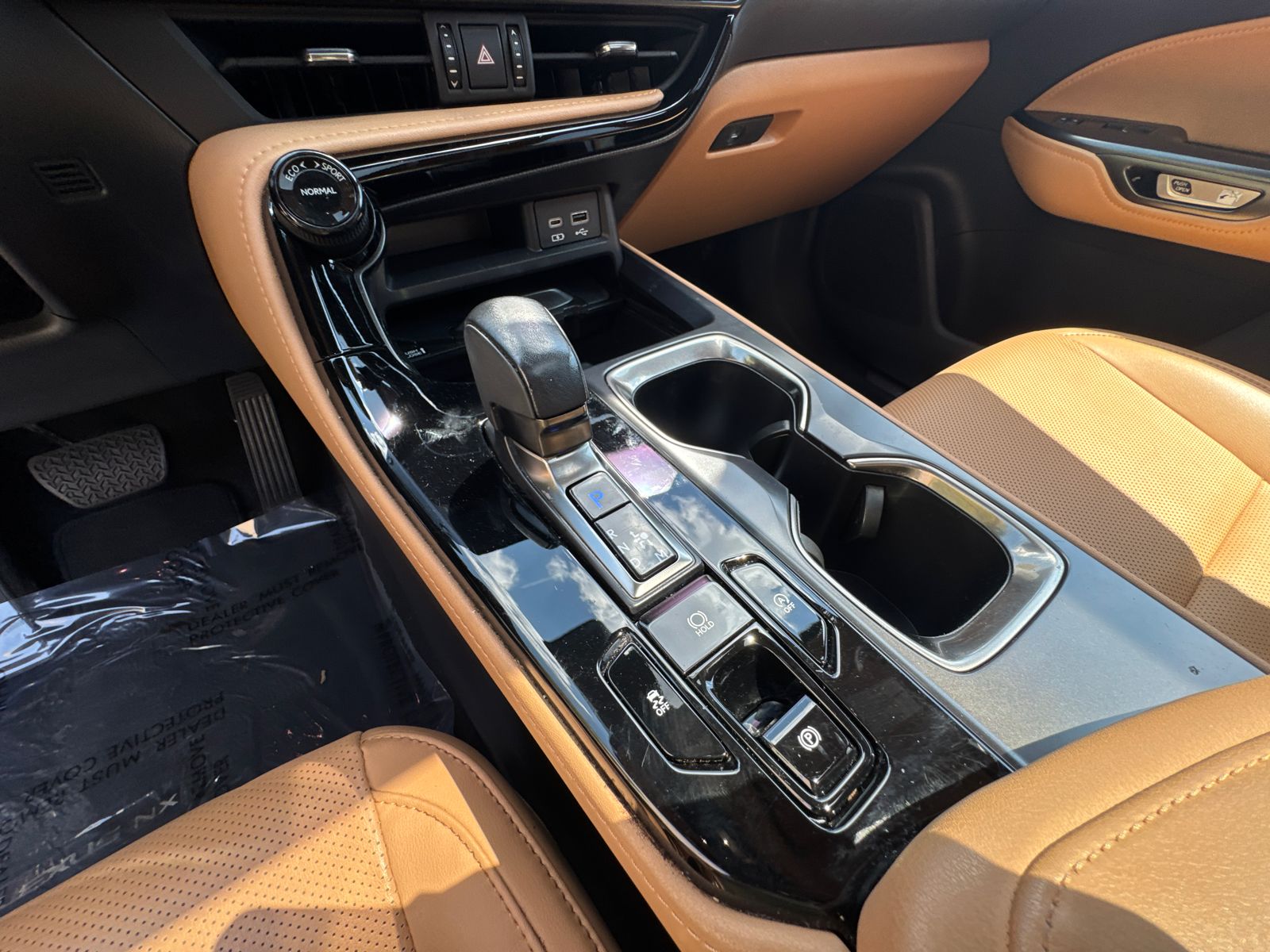 2024 Lexus NX 250 - Photo 31