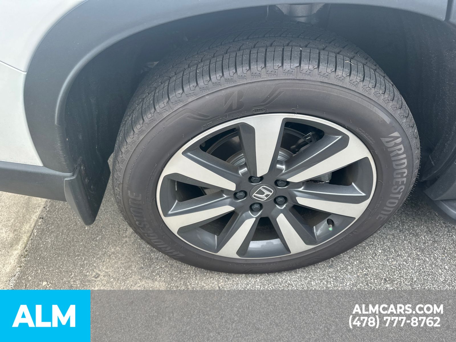 Used 2025  Honda Touring image 13