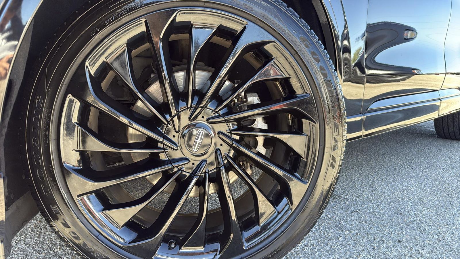 Used Car 2023 Lincoln Aviator  Reserve For Sale Under $50,000 In Austin, Texas