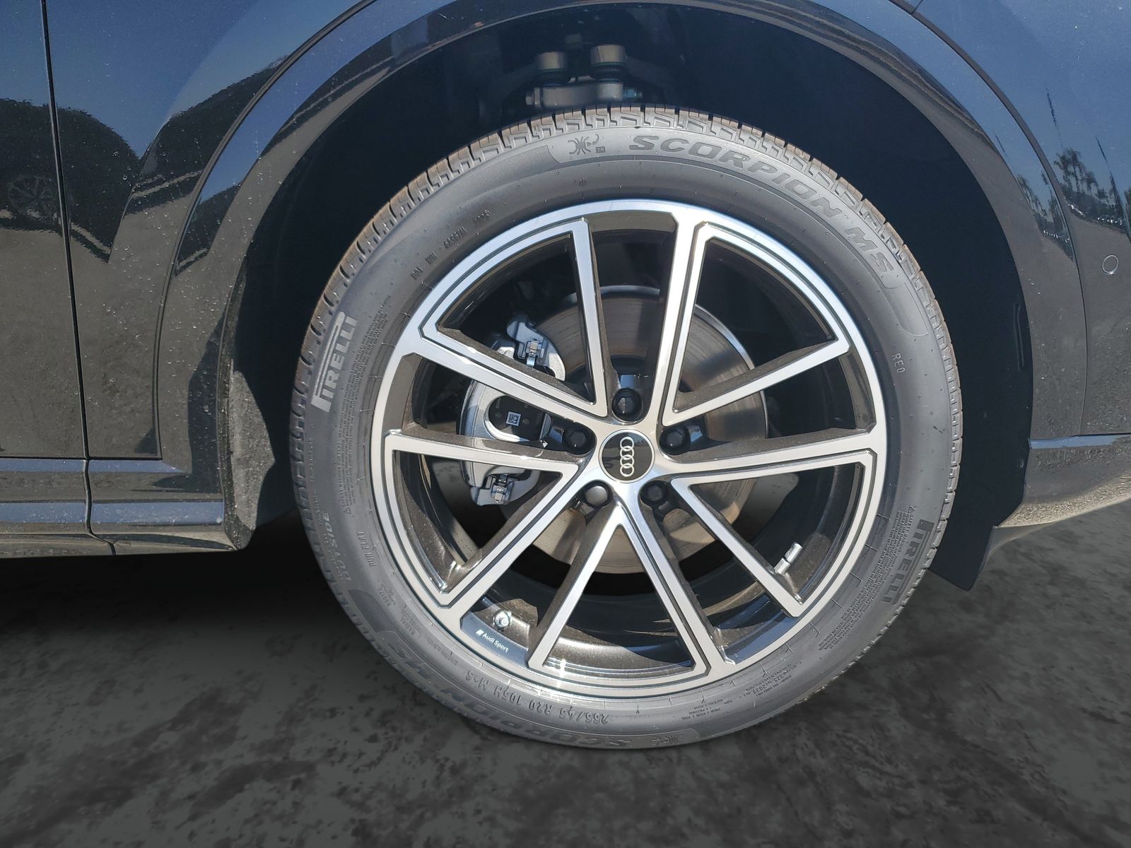 Vehicle photo