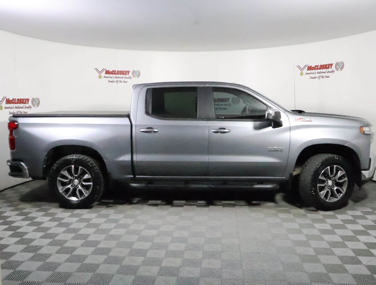 2020 Chevrolet Silverado 1500 LT photo