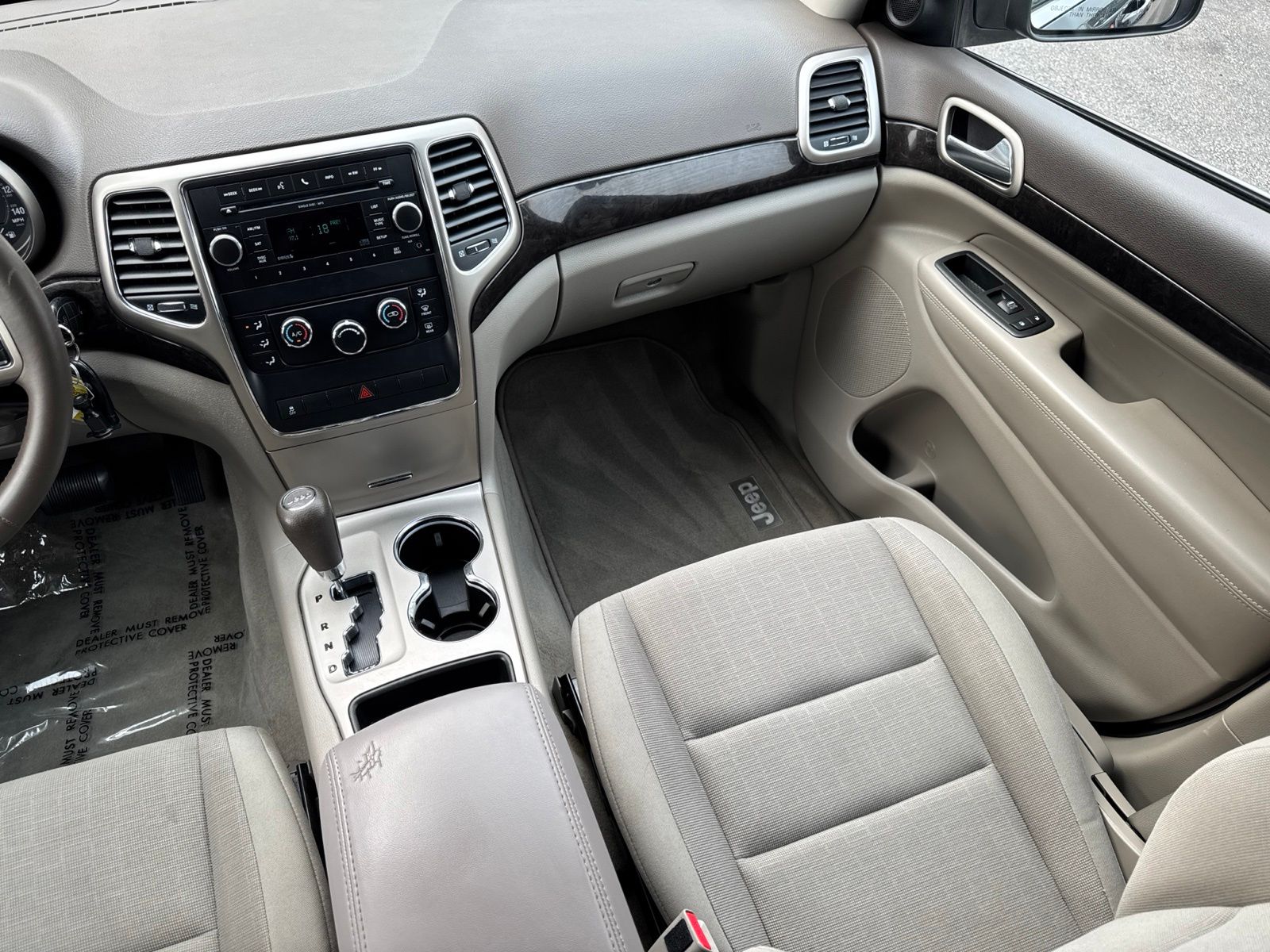 Used 2012 Brilliant Black Crystal Pearlcoat Jeep Laredo image 29