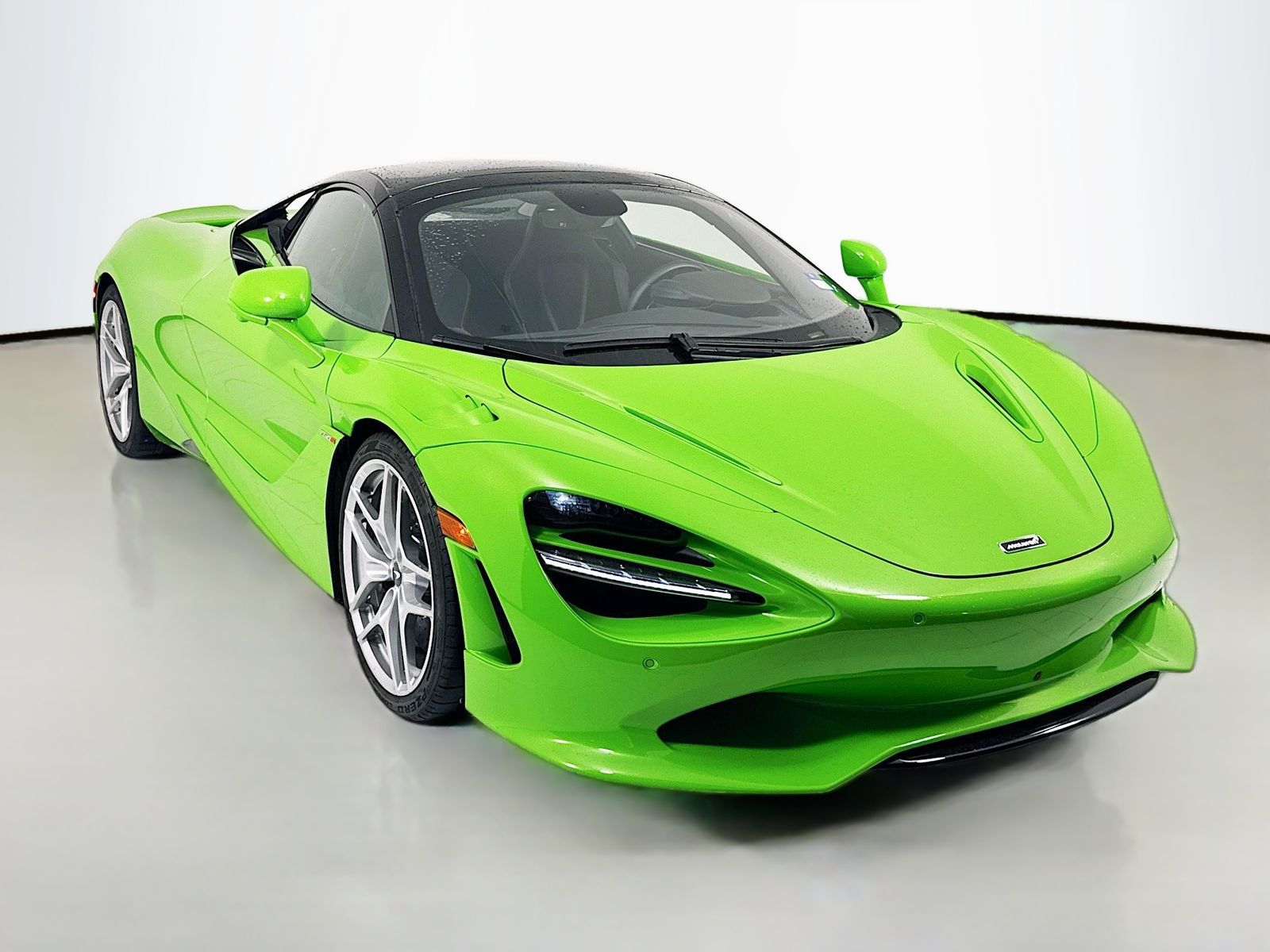 Mantis Green 2024 McLaren 750S Spider RWD Convertible Rear-Wheel Drive 7-Speed Automatic