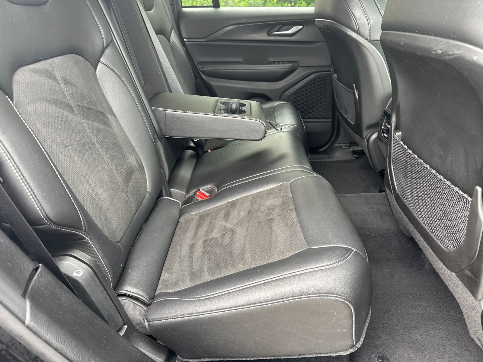 Used 2025 Black Jeep Altitude image 15