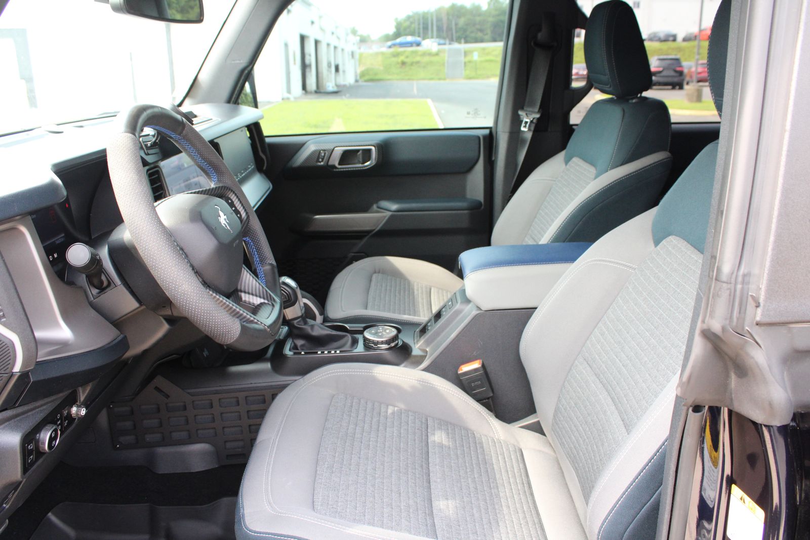 Used 2021 Blue Ford Outer Banks image 9