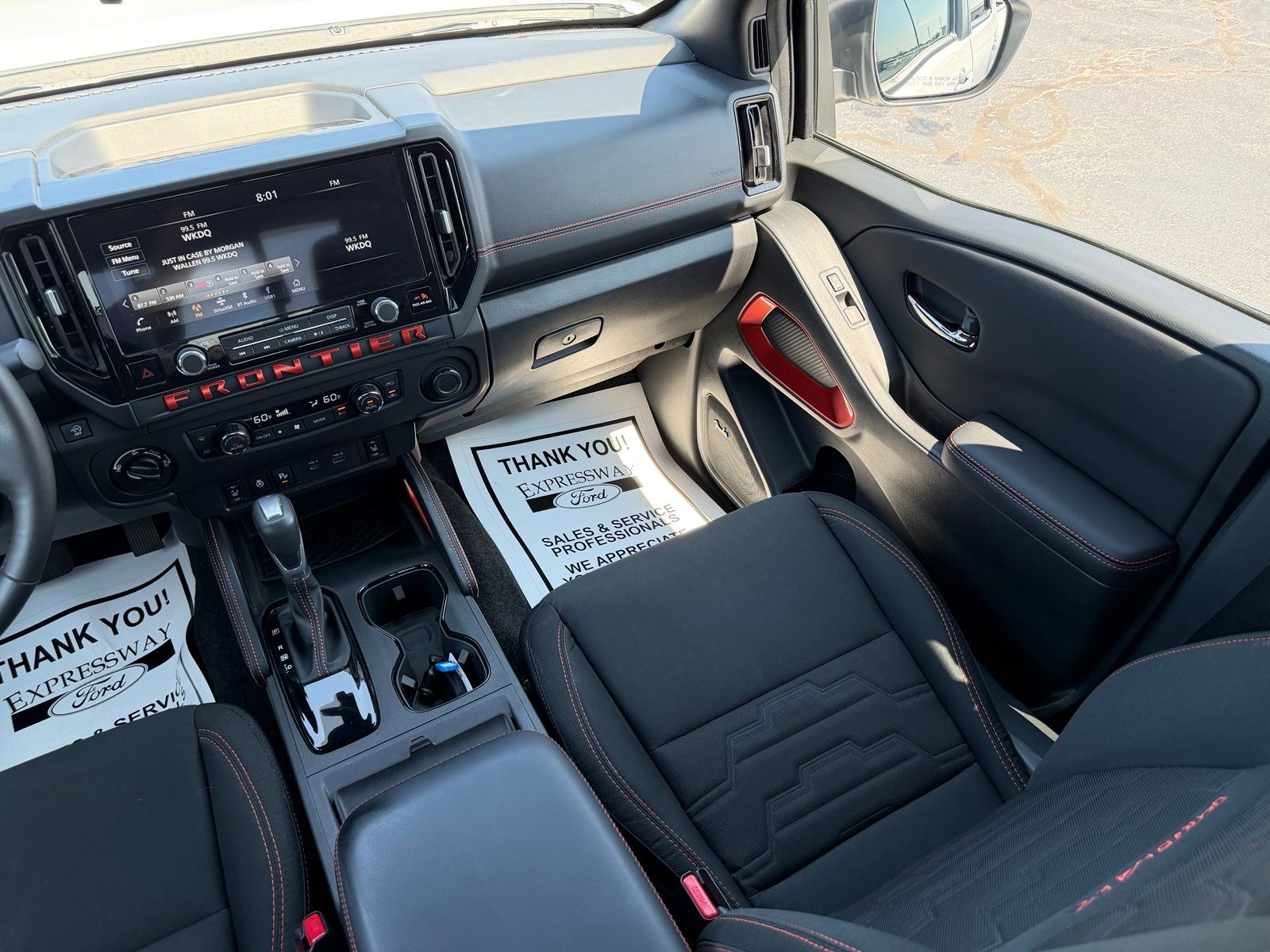 2025 Nissan Frontier image 14