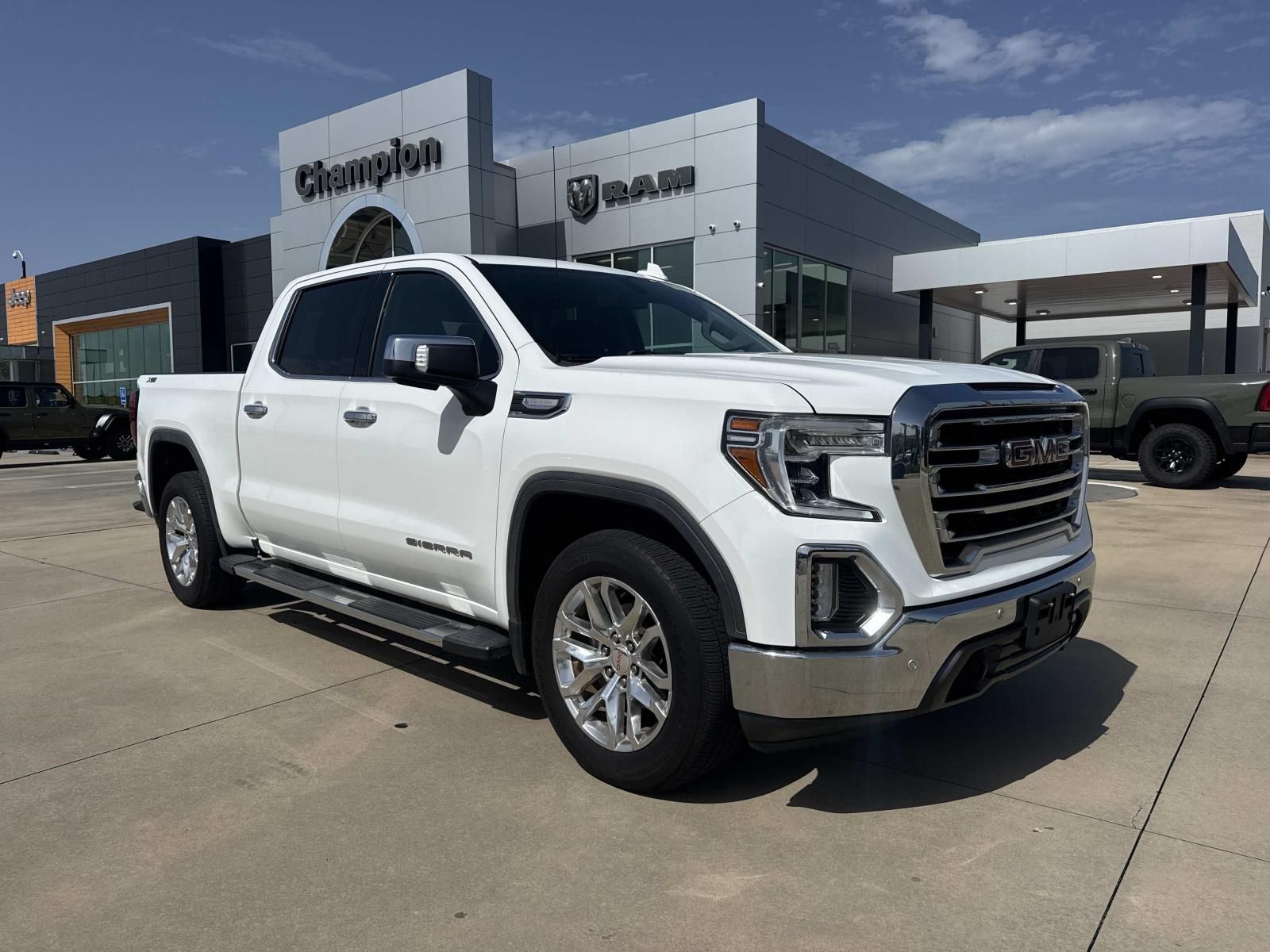 Summit White 2021 GMC Sierra 1500 Pickup Truck Four-Wheel Drive Automatic