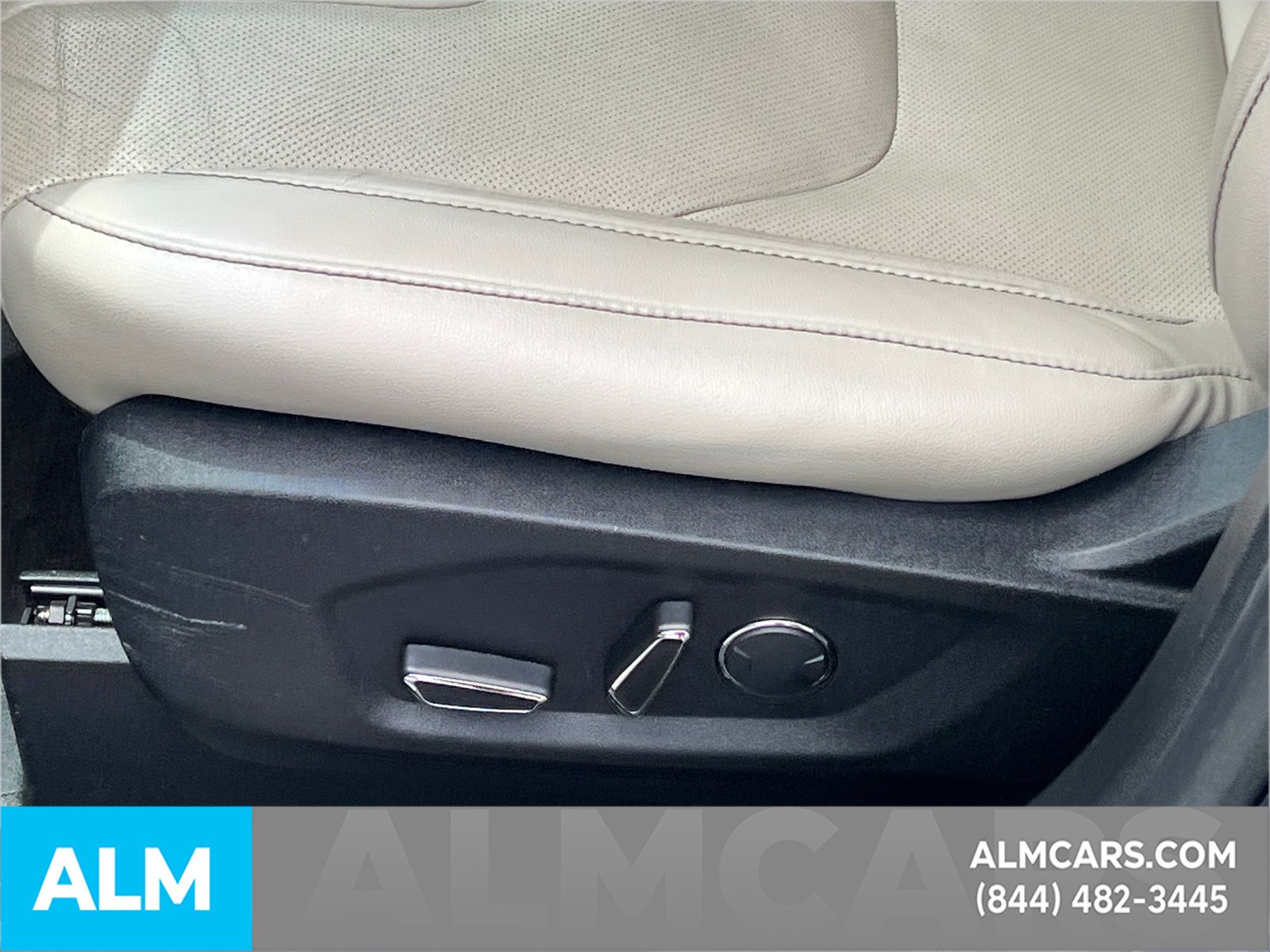 Used 2017 Blue Ford Titanium image 11