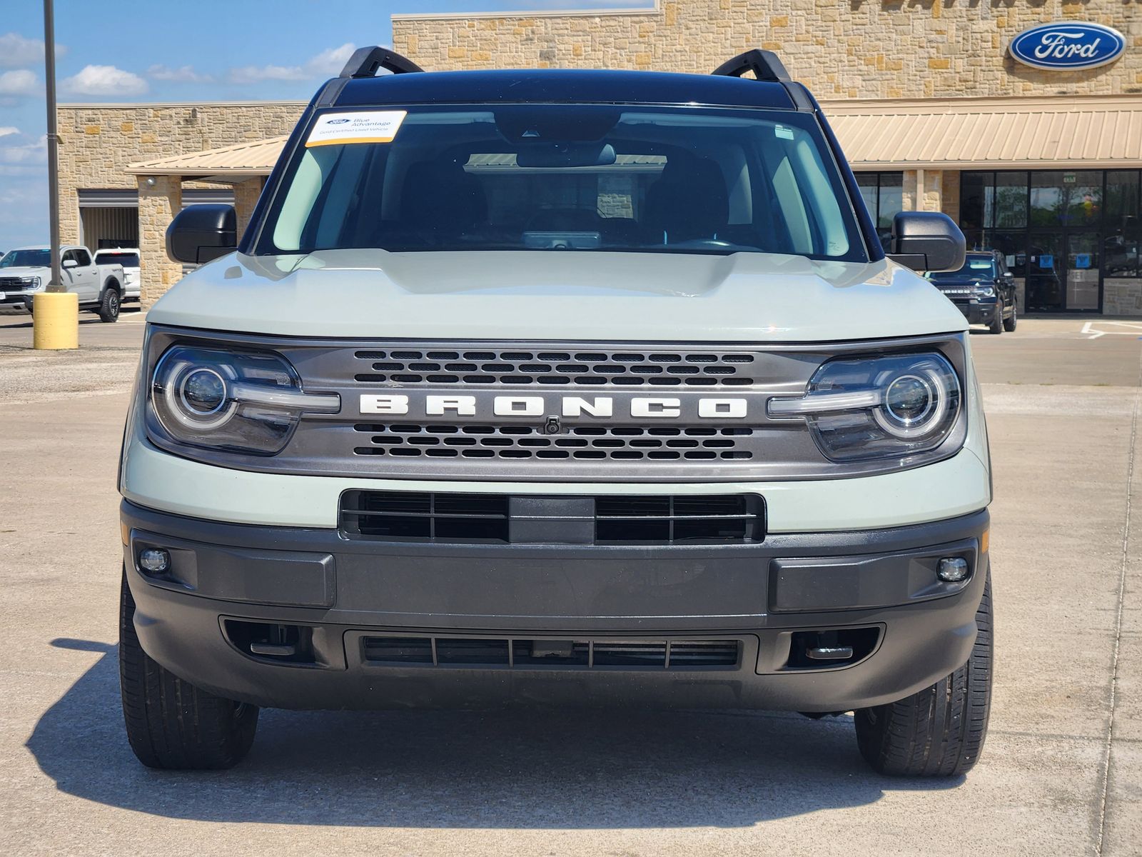 View vehicle photo 6