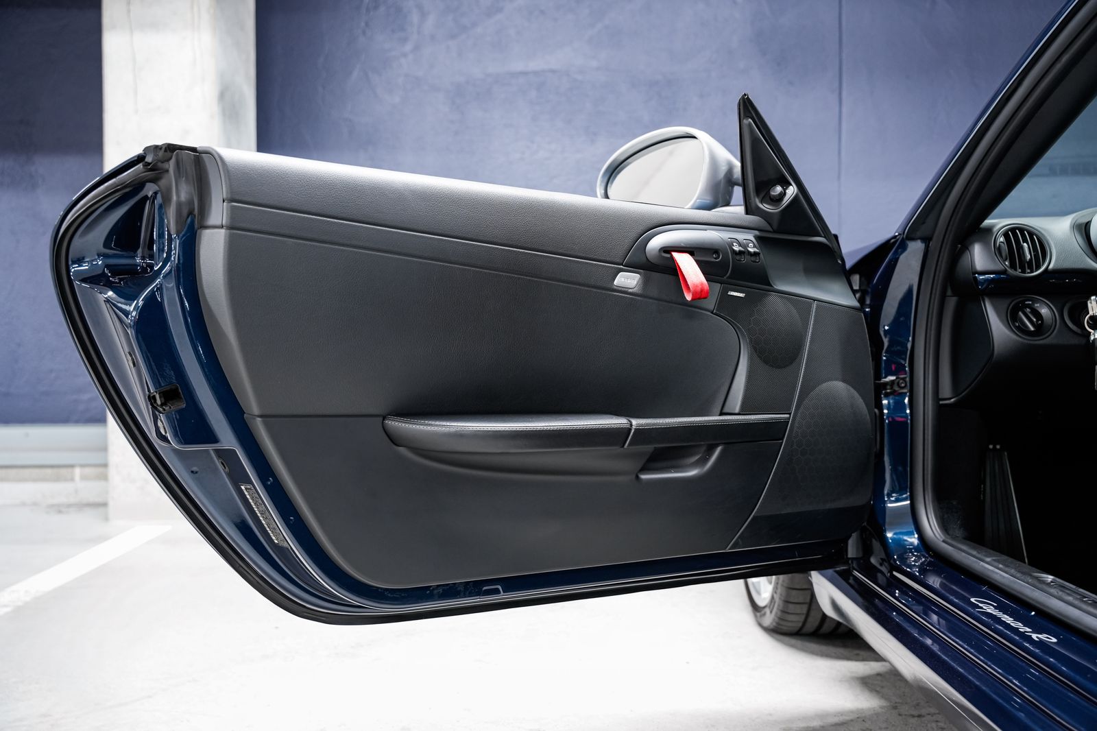 2012 Porsche Cayman R — photo 21
