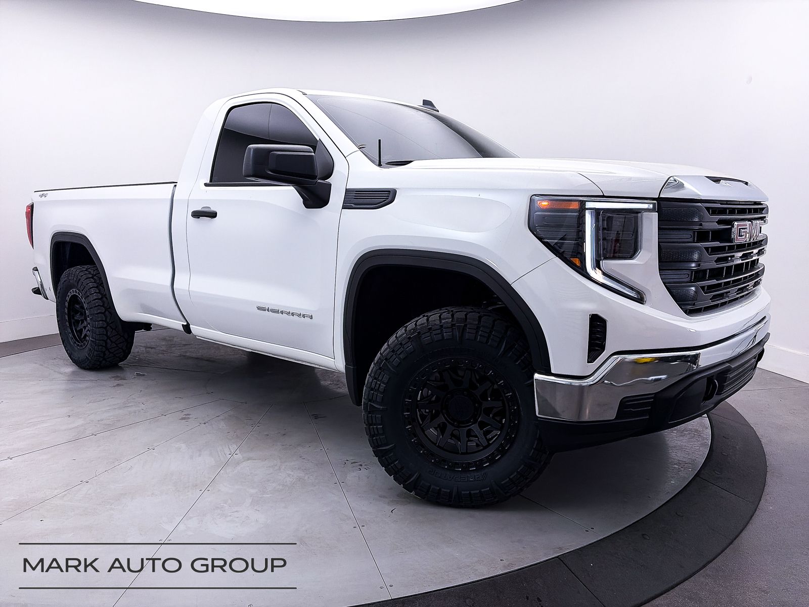 2025 GMC Sierra 1500 Pro