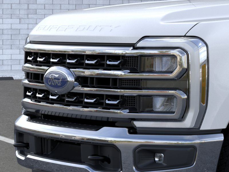 New 2026 Star White Metallic Tri-Coat Ford Lariat image 17