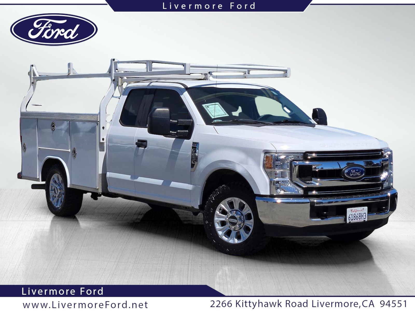 Oxford White 2021 Ford F-250 Super Duty XL SuperCab LB RWD Pickup Truck 4X2 6-Speed Automatic