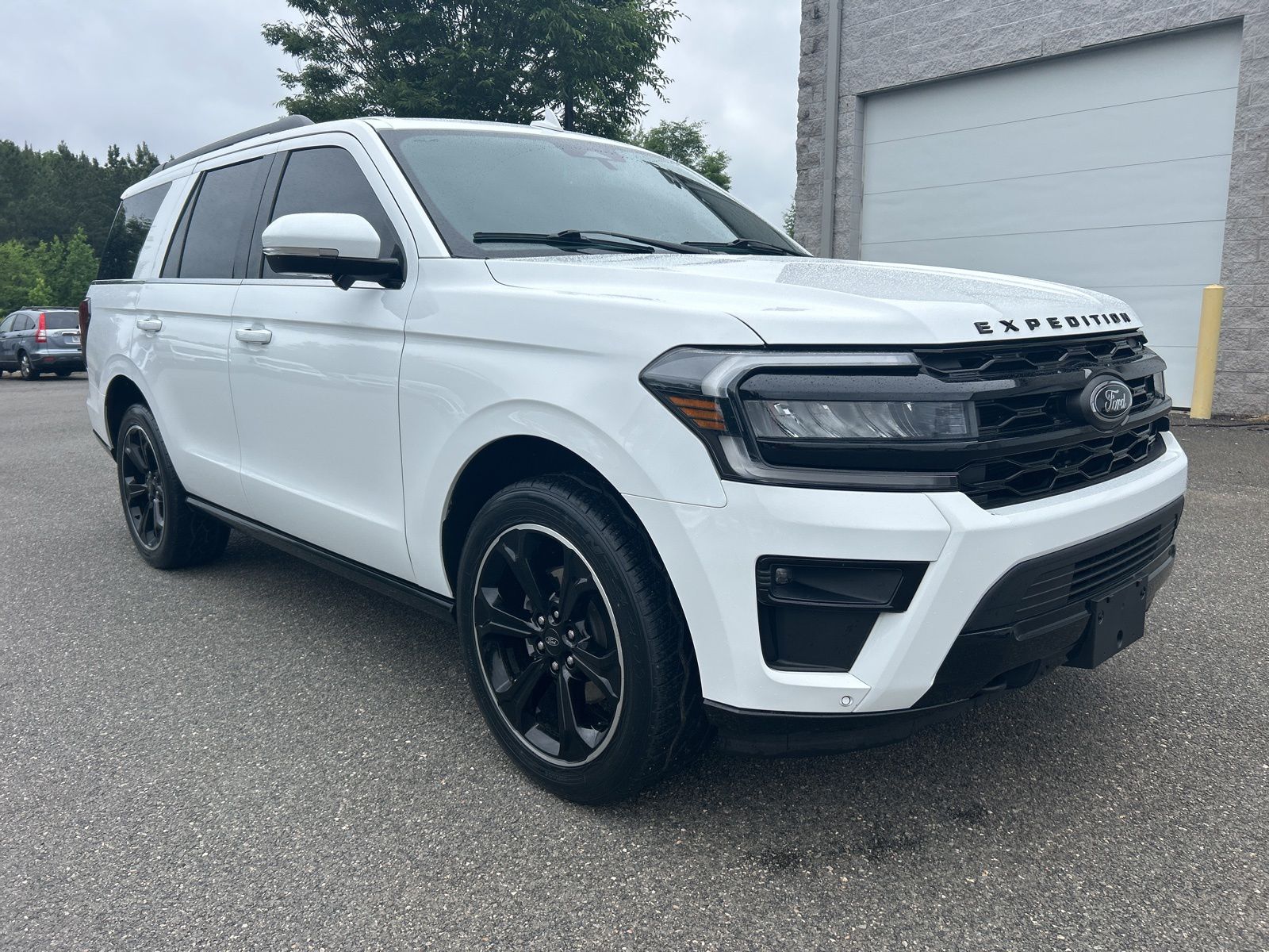 2023 Ford Expedition Limited 4X4's photo