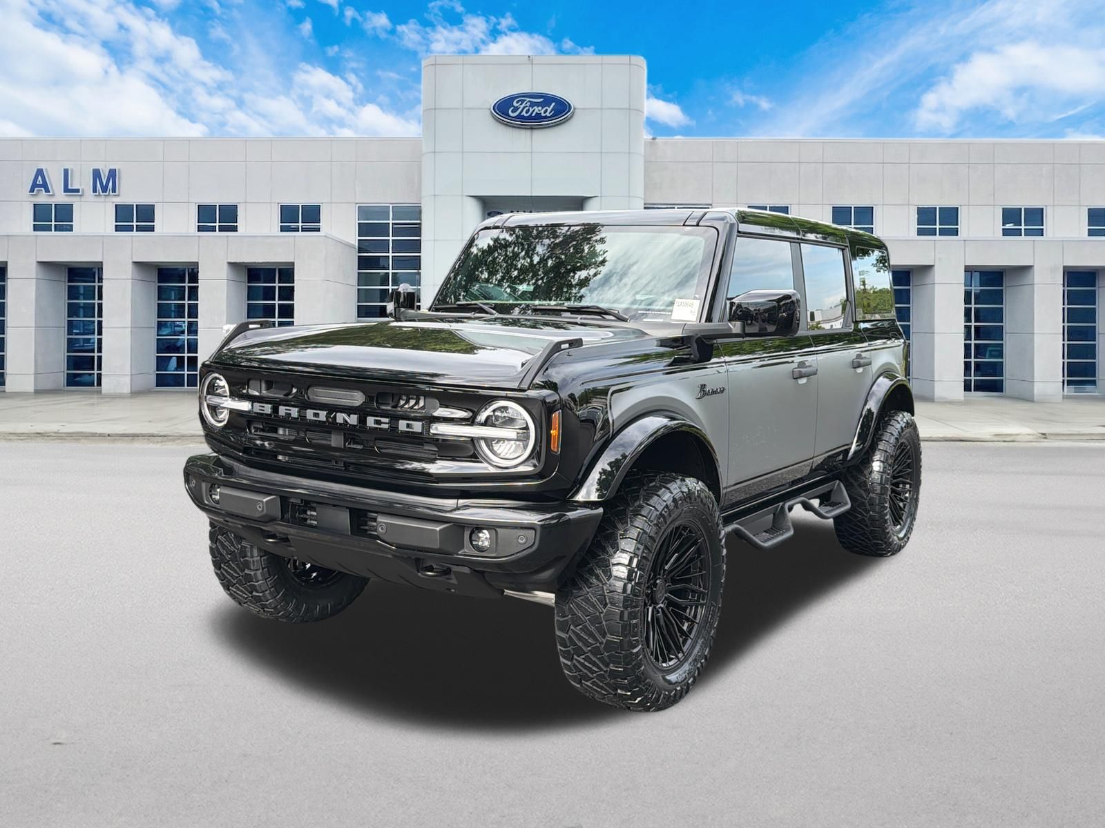 2026 Ford Bronco Outer Banks®