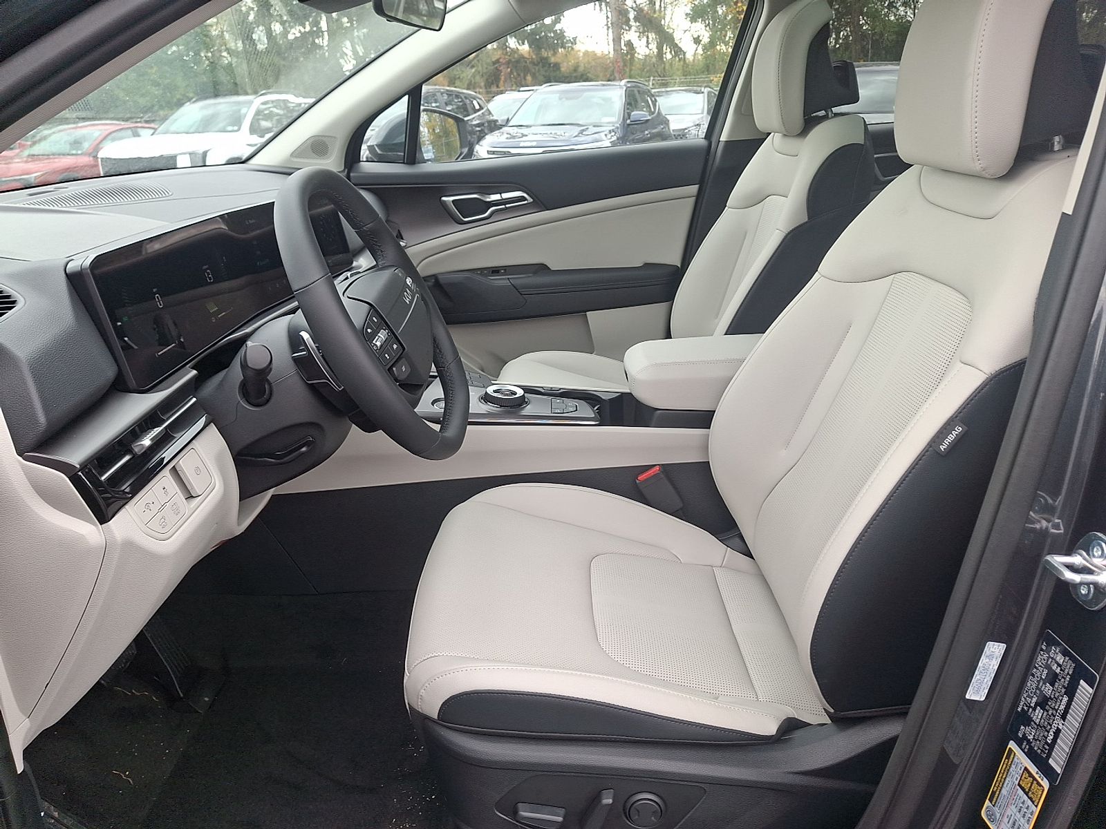 2026 Kia Sportage EX Hybrid - Photo 14