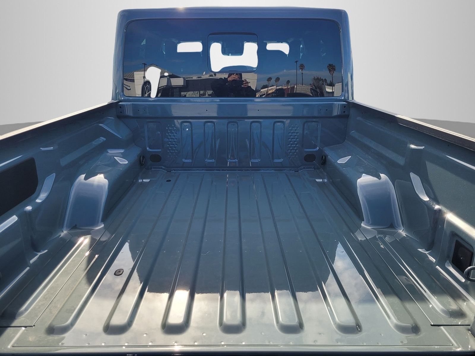 New 2026 Gray Jeep Mojave image 7