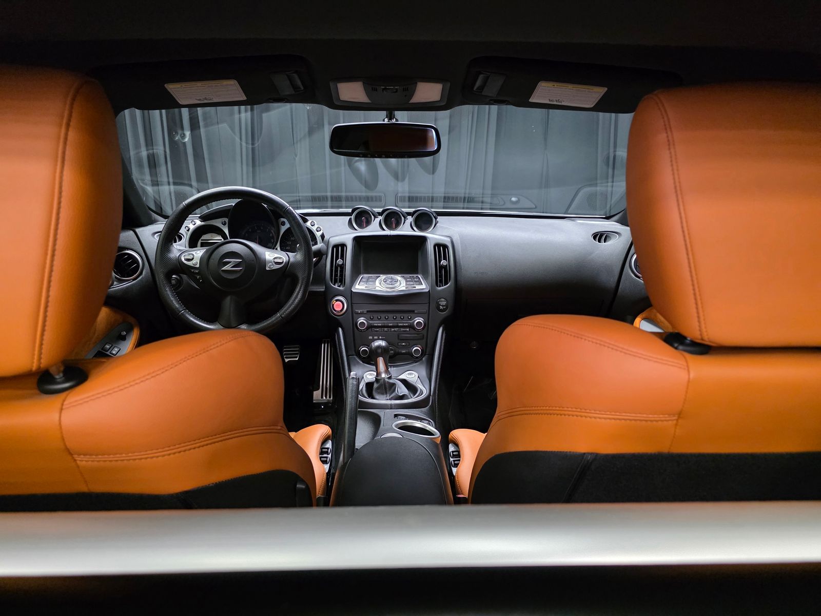 View vehicle photo 2