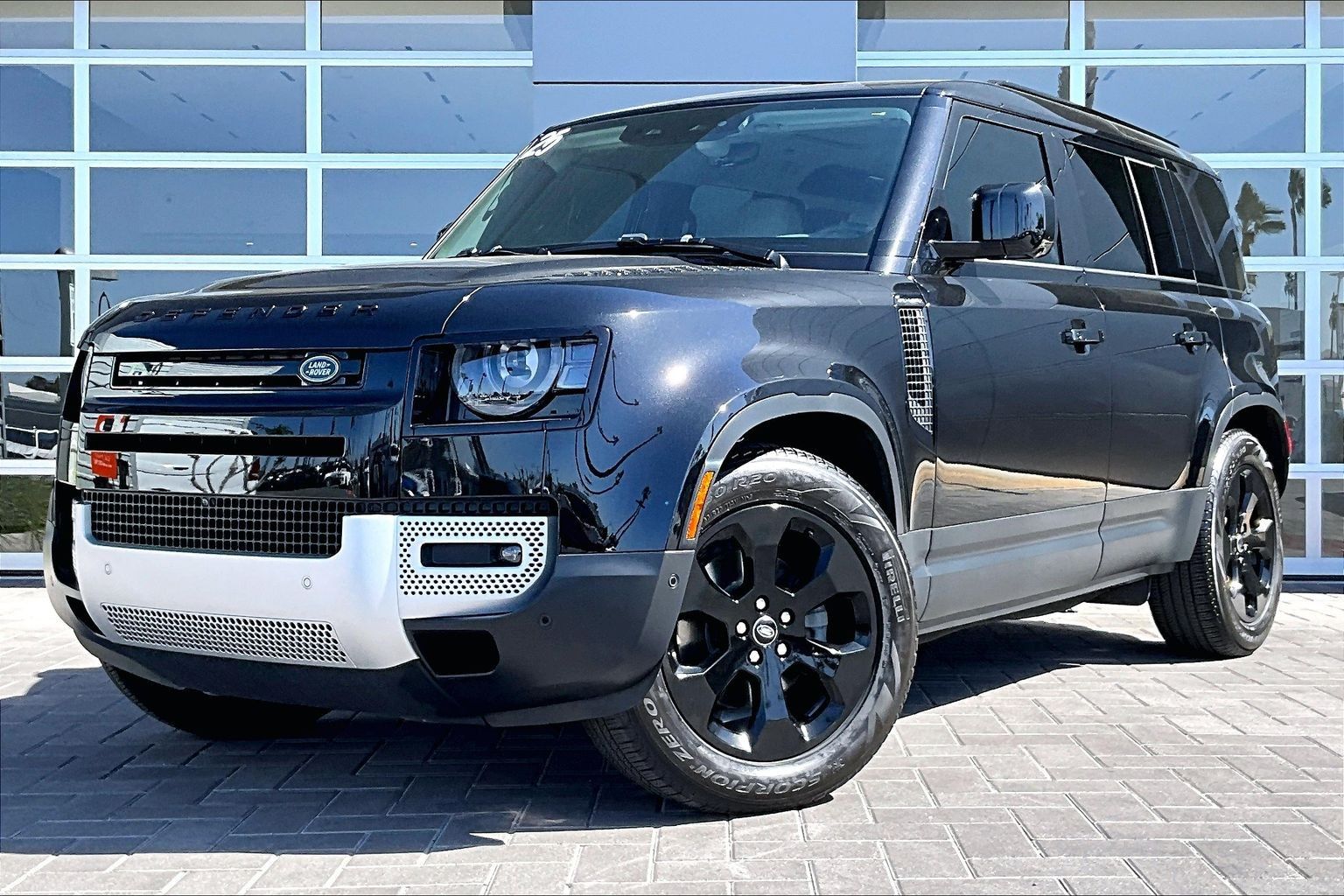 2025 Land Rover Defender 110 P300 S AWD