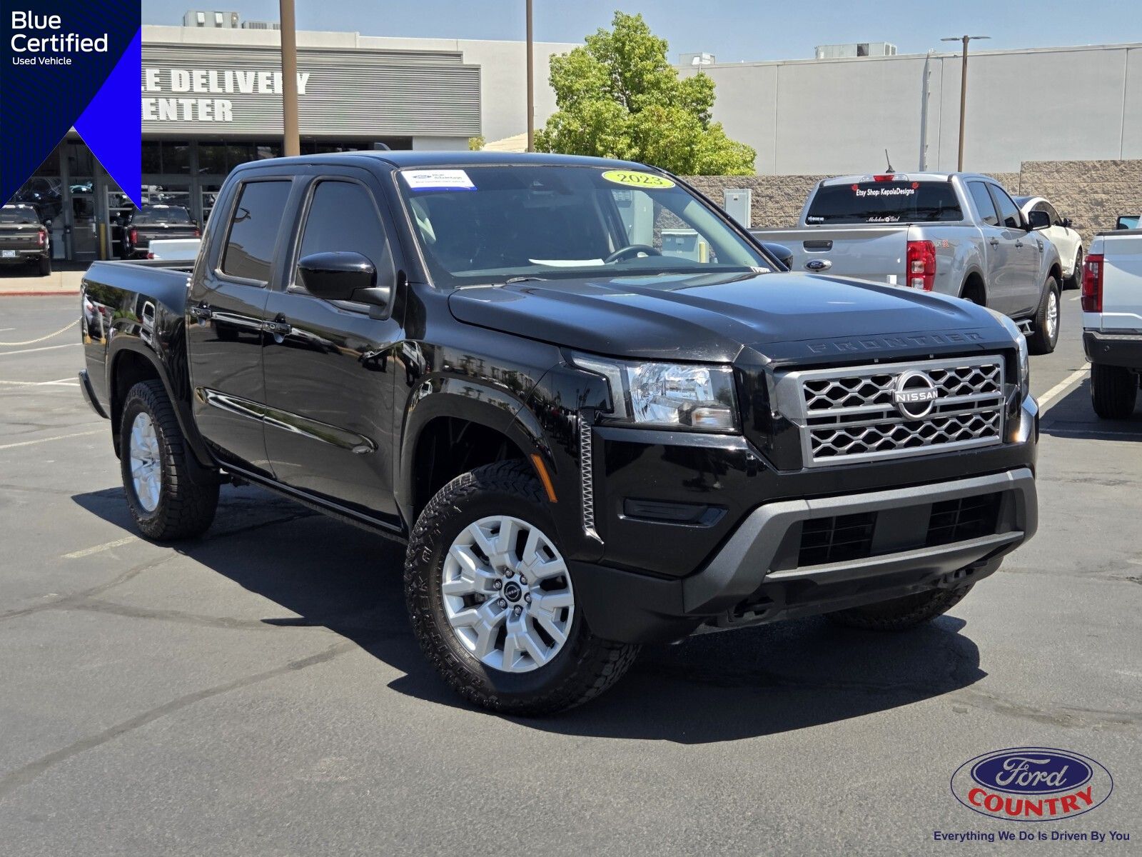 2023 Nissan Frontier SV