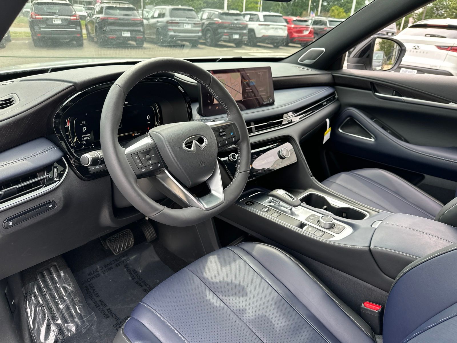 Used 2026 White INFINITI SPORT image 13