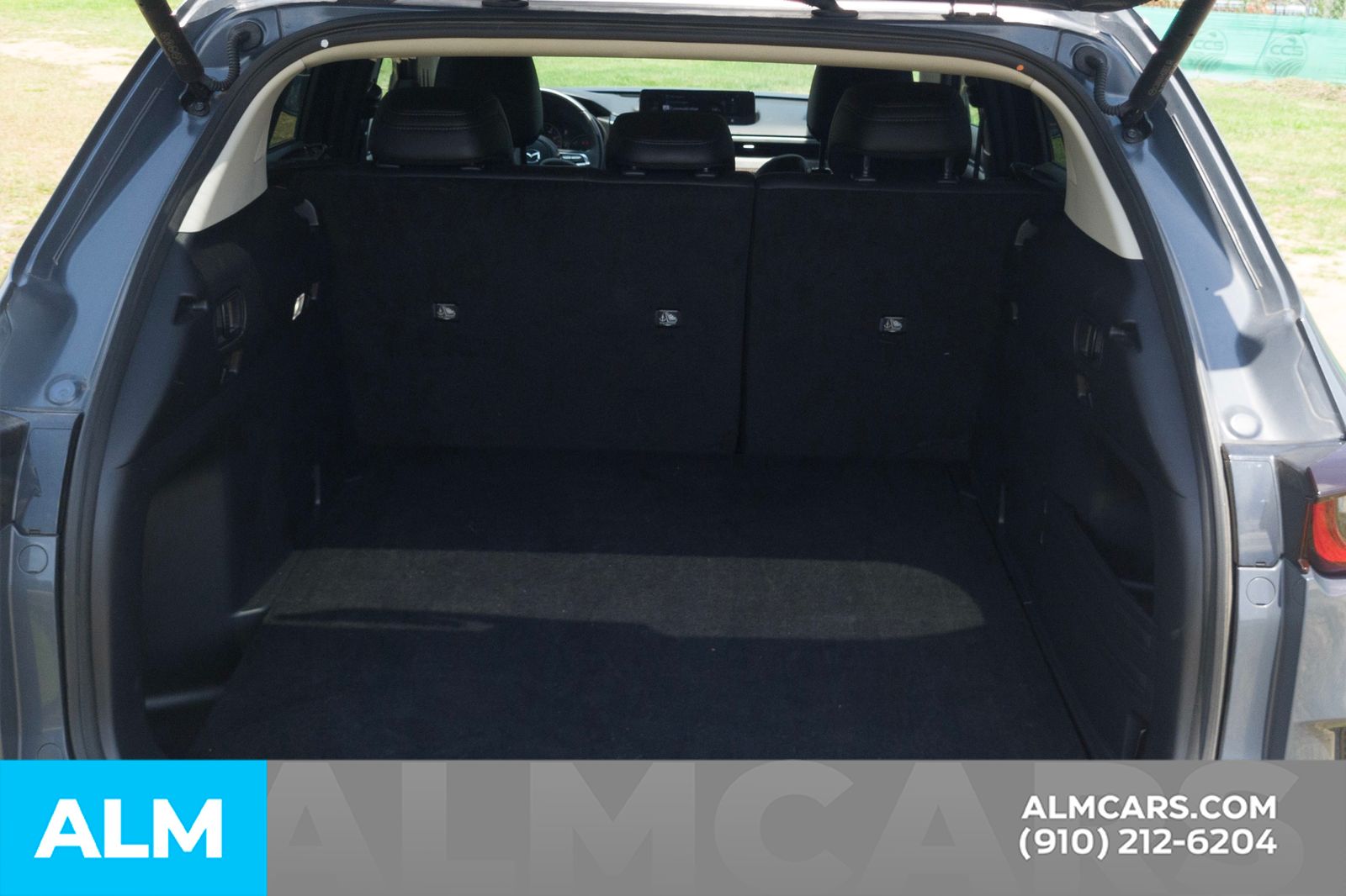 Used 2025 Gray Metallic Mazda Premium image 9