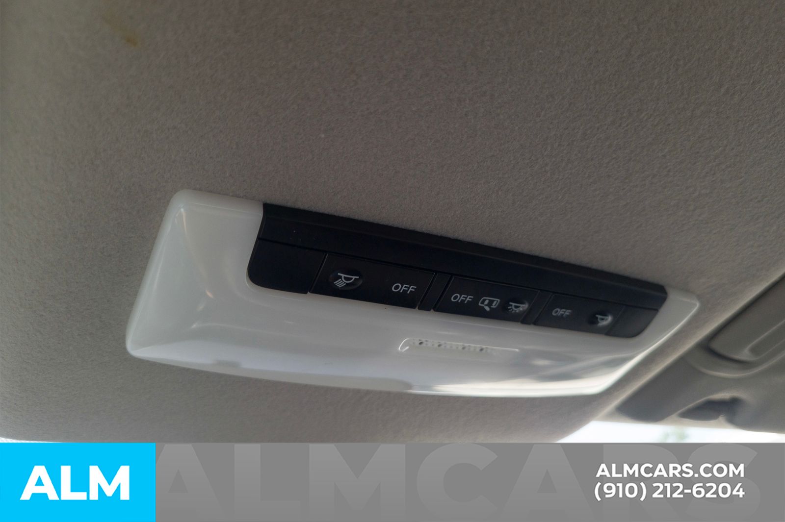 Used 2025 Super Black Nissan 1.6 S image 16