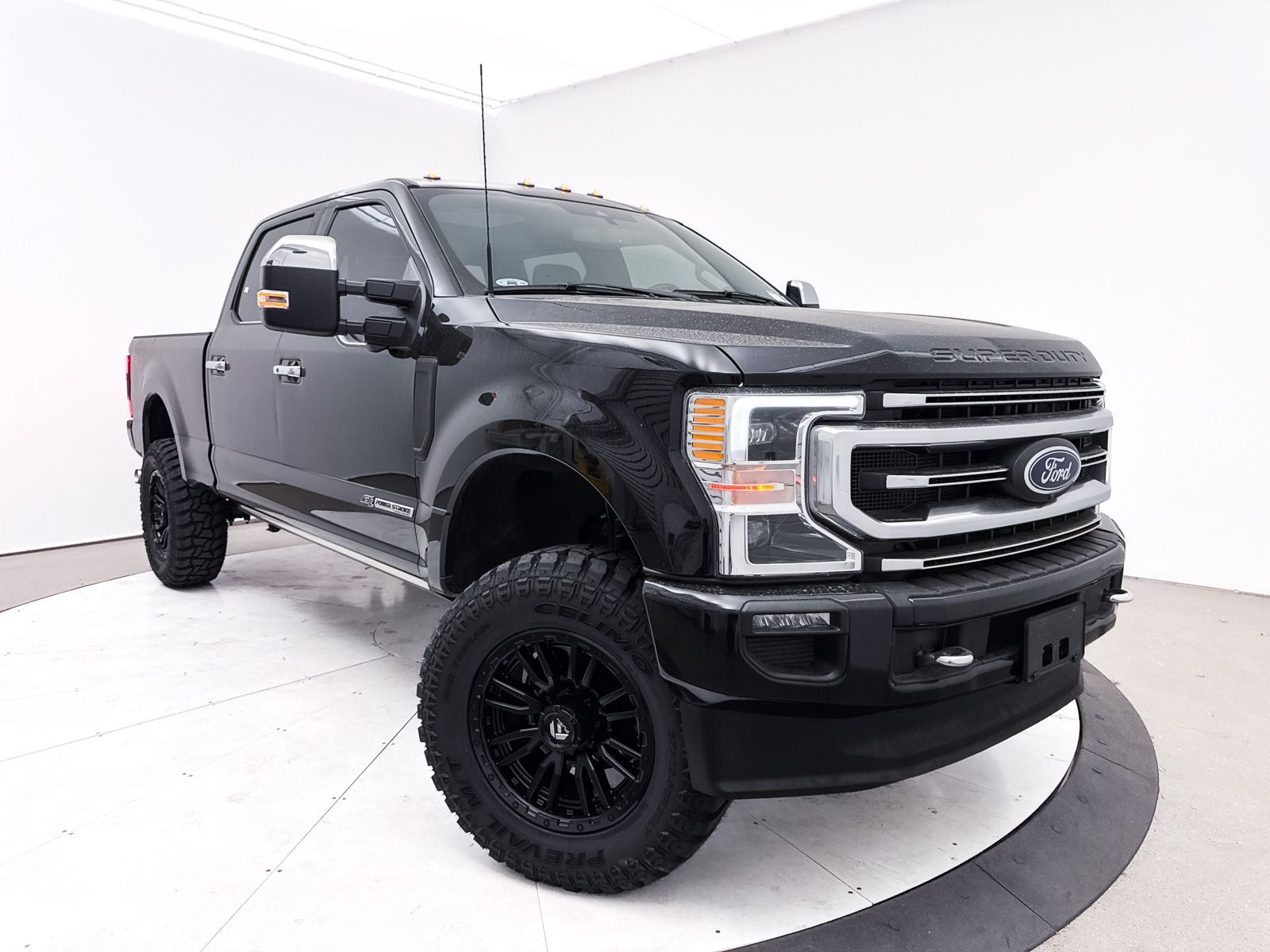 2022 Ford F-350SD Platinum
