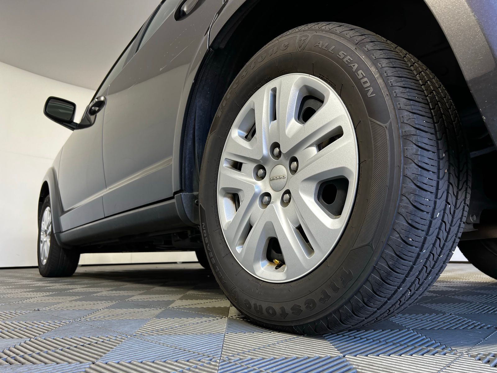 Thumbnail: 2015 Dodge Journey - 12