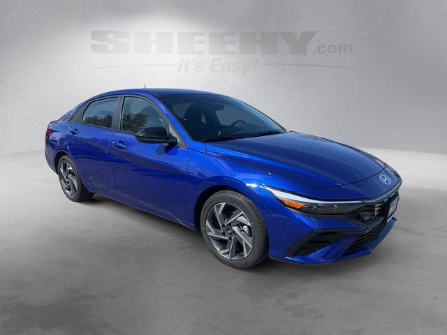 Used 2025 Blue Hyundai SEL Sport image 2