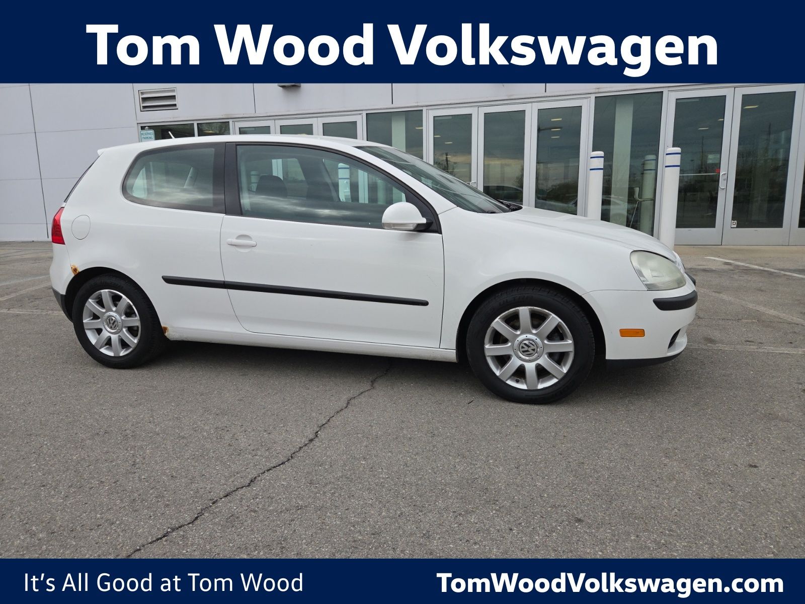 Candy White 2009 Volkswagen Rabbit Hatchback 5-Speed Manual