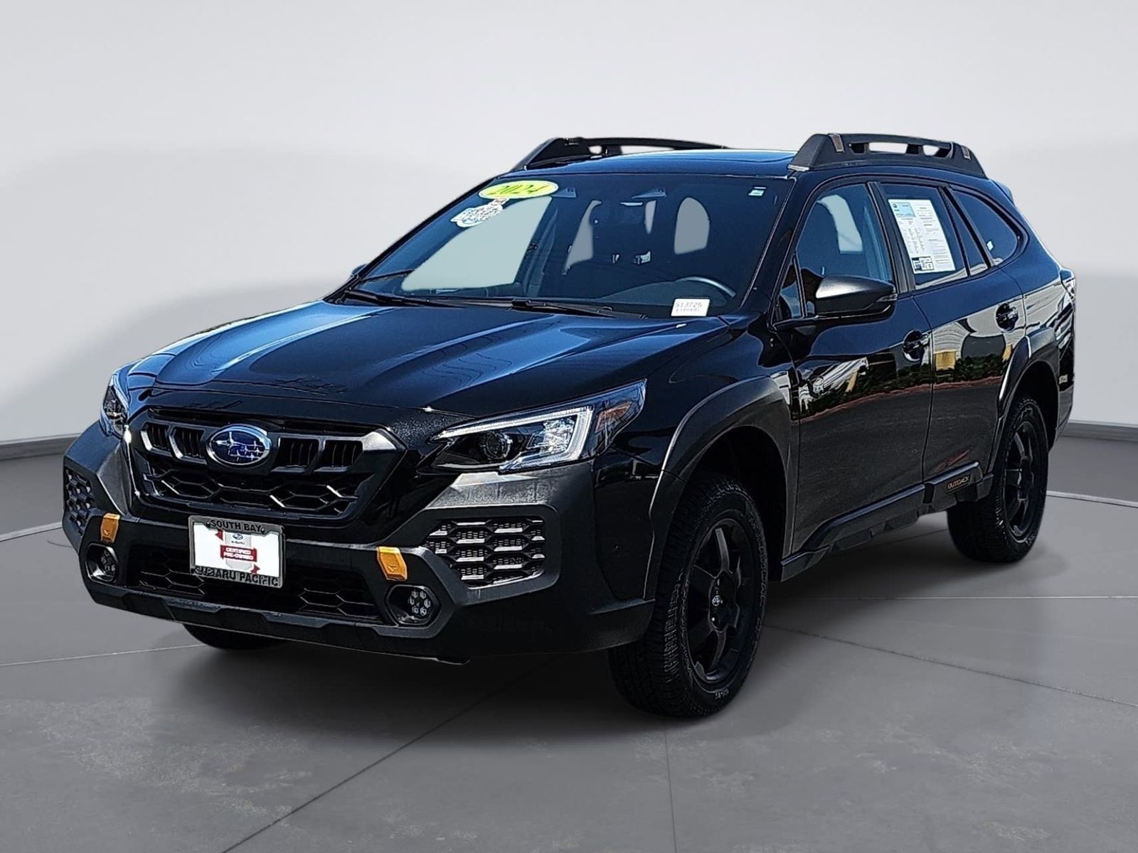 View vehicle photo 7