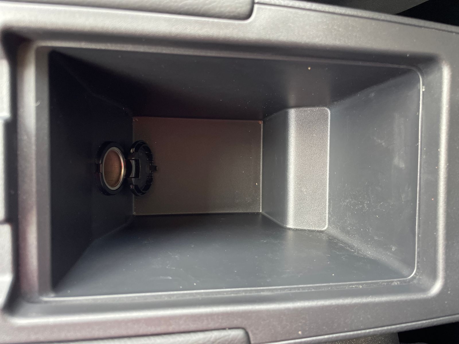 Used 2025 Red Nissan SR image 19