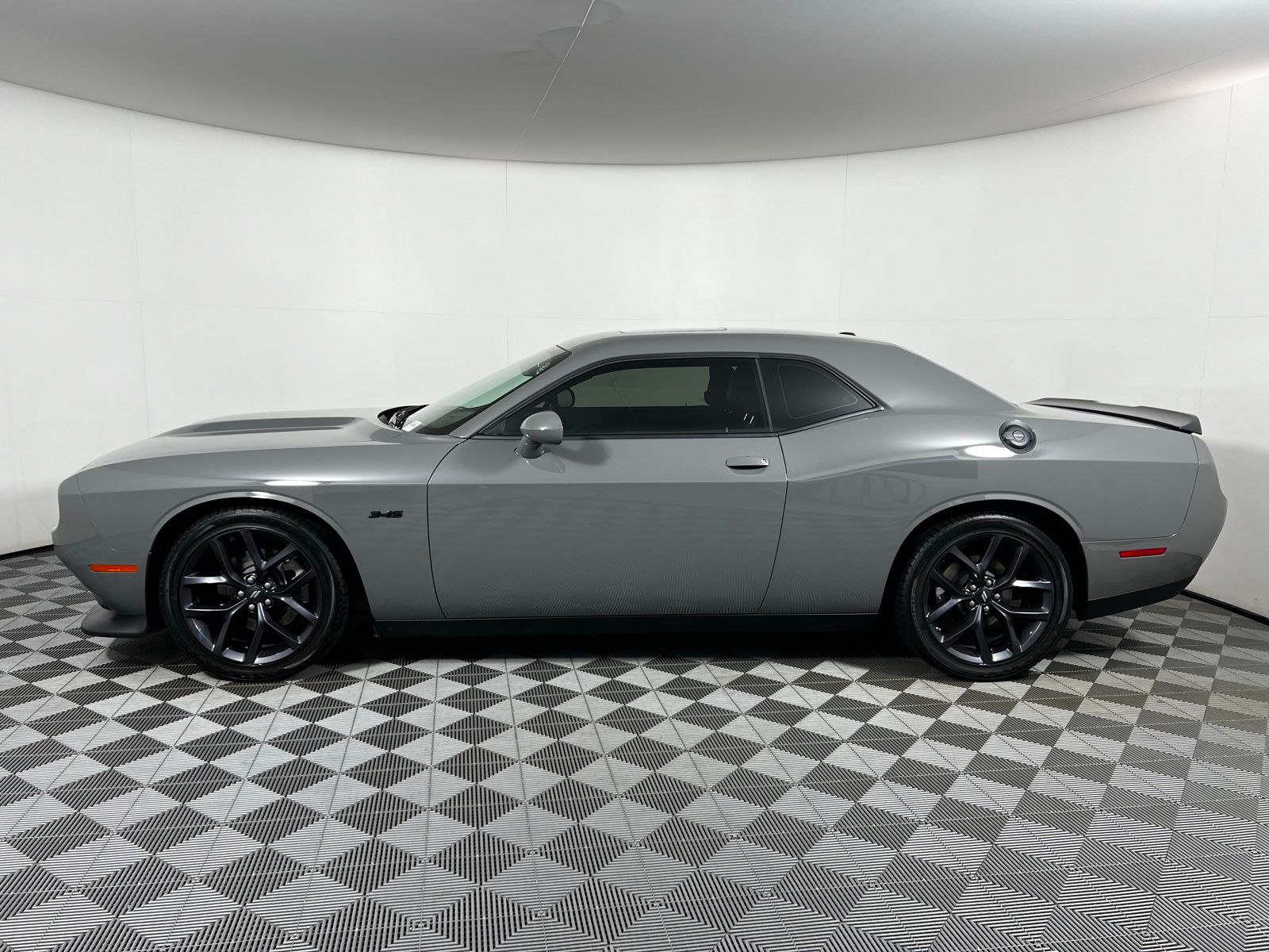 2023 Dodge Challenger R/T 16