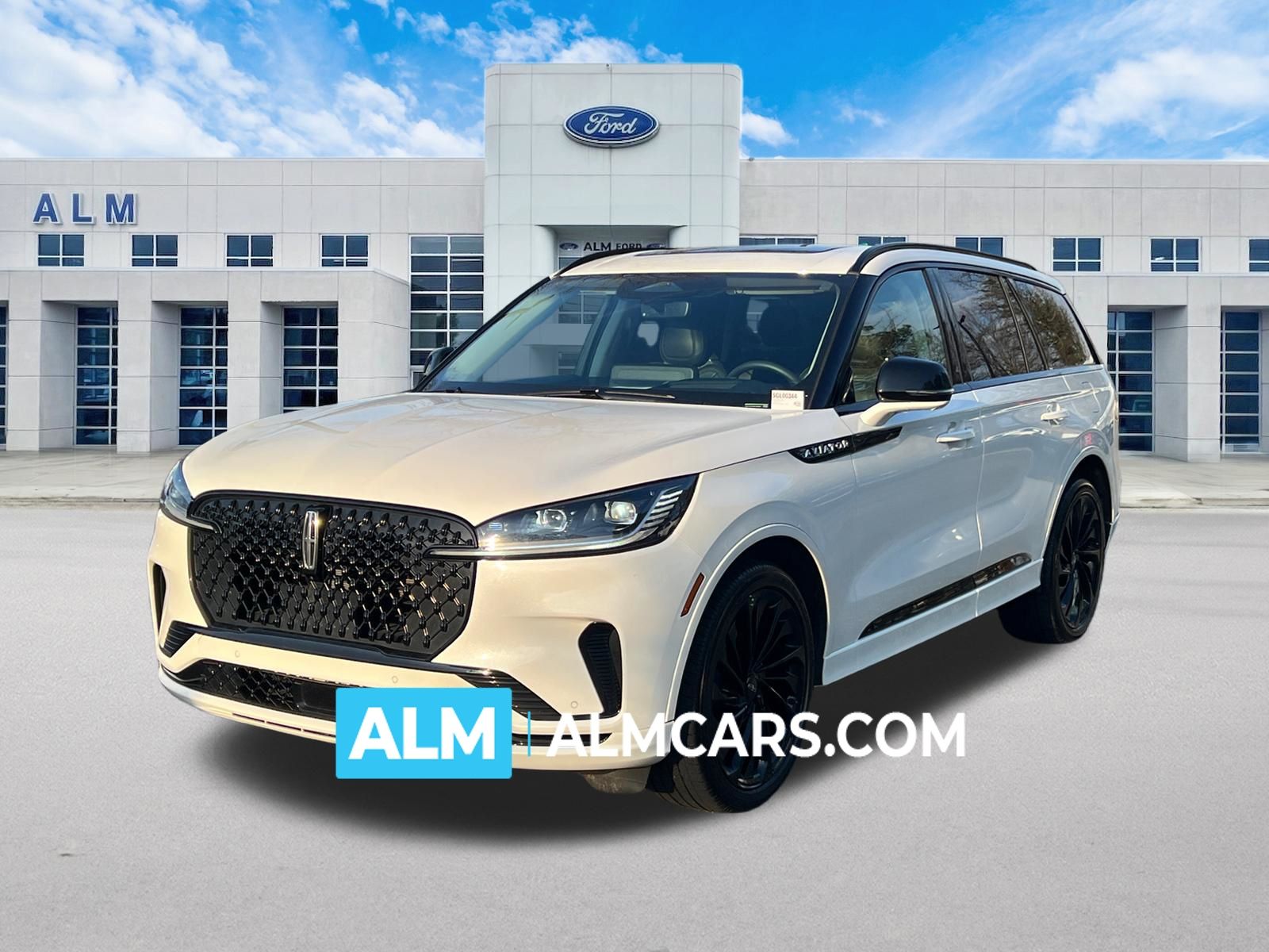 2025 Lincoln Aviator Reserve AWD's photo