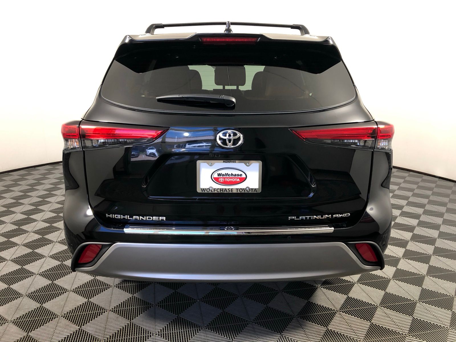 Thumbnail: 2025 Toyota Highlander - 6
