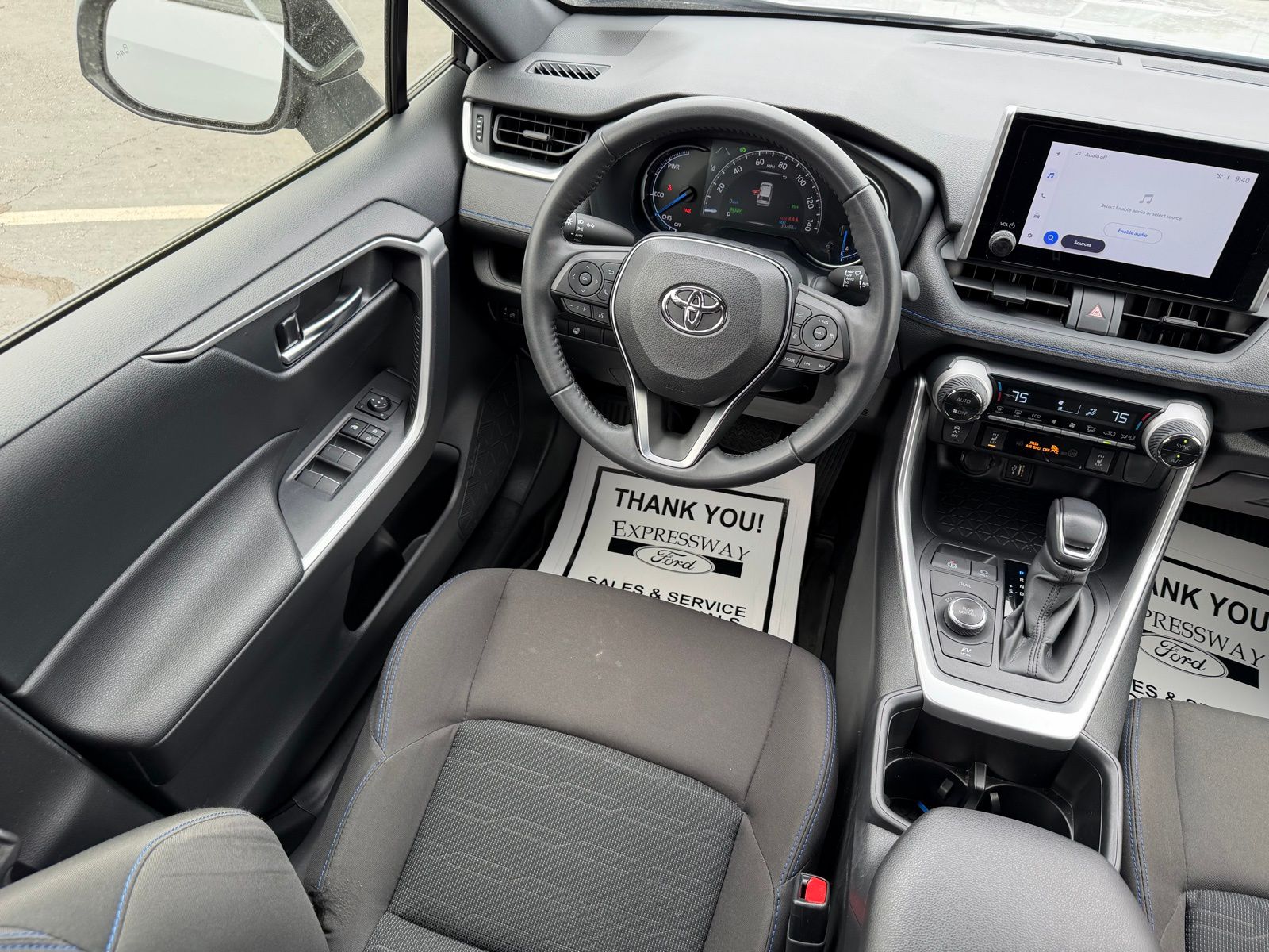 2024 Toyota RAV4 Hybrid image 14